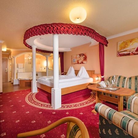 Hotel Winzer Wellness & Kuscheln Санкт Георген им Атергау Екстериор снимка