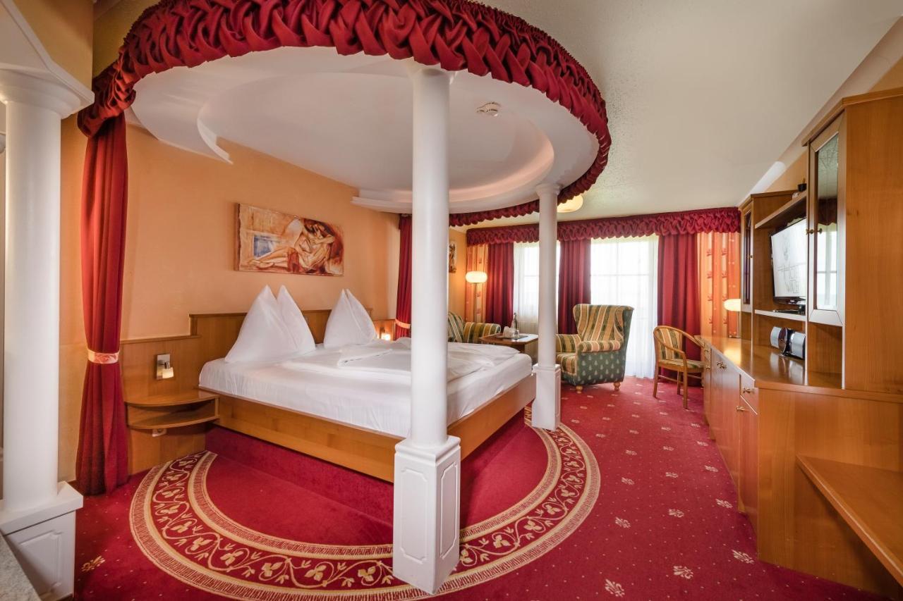 Hotel Winzer Wellness & Kuscheln Санкт Георген им Атергау Екстериор снимка