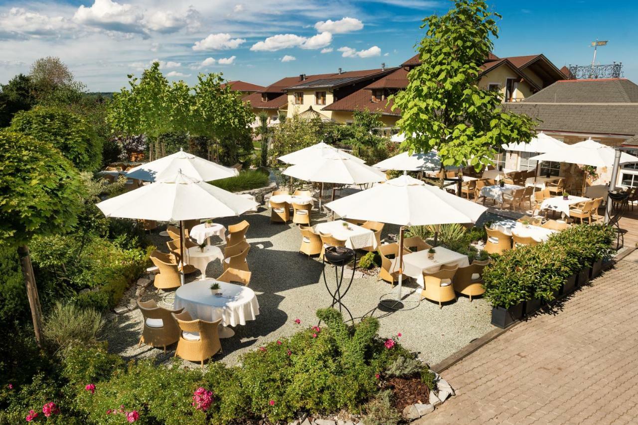 Hotel Winzer Wellness & Kuscheln Санкт Георген им Атергау Екстериор снимка