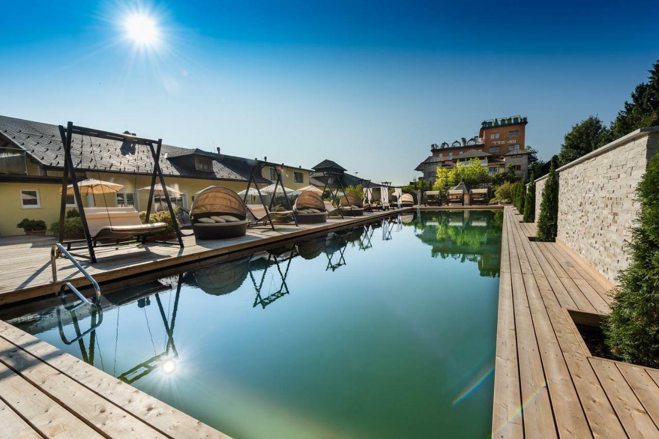Hotel Winzer Wellness & Kuscheln Санкт Георген им Атергау Екстериор снимка