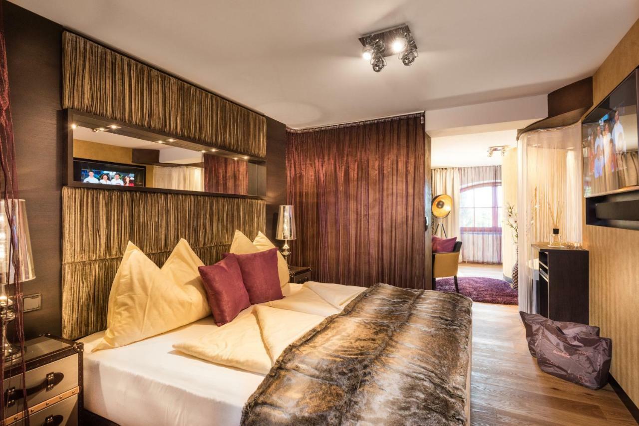 Hotel Winzer Wellness & Kuscheln Санкт Георген им Атергау Екстериор снимка