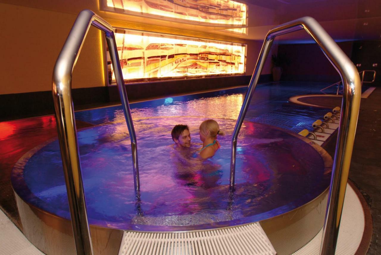 Hotel Winzer Wellness & Kuscheln Санкт Георген им Атергау Екстериор снимка